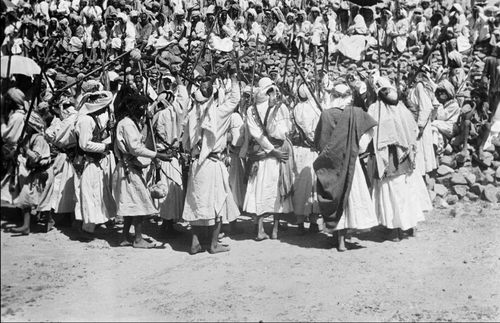 عرضة في حفل ختان بمنطقة النماص